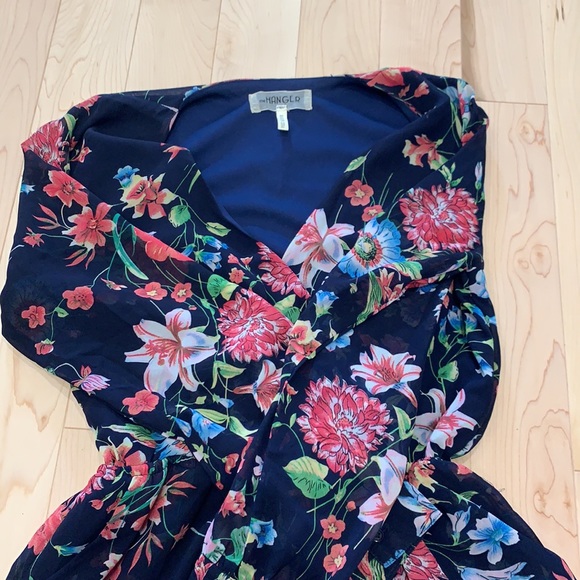 Floral long sleeve romper - Picture 3 of 3